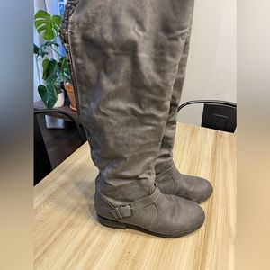3/$20 Foldover Gray Zip Up Boots